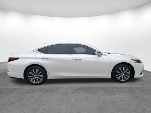 Used 2019 Lexus ES 350 w/ Accessory Package 2 FWD image 2