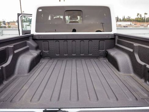 New 2026 Jeep Gladiator Rubicon w/ Steel Bumper Group AWD/4WD image 30
