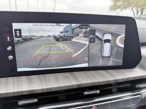 Used 2024 Kia Telluride SX w/ Towing Package image 38