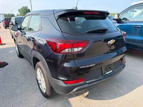 Used 2021 Chevrolet TrailBlazer LS FWD image 7