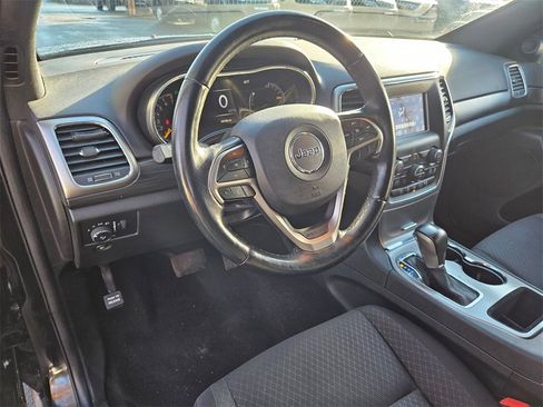 Certified 2020 Jeep Grand Cherokee Laredo w/ Security & Convenience Group image 13