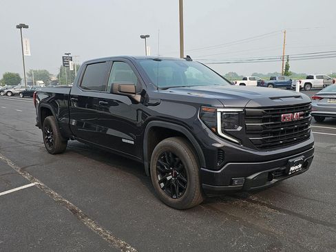 Used 2023 GMC Sierra 1500 Elevation AWD/4WD image 3