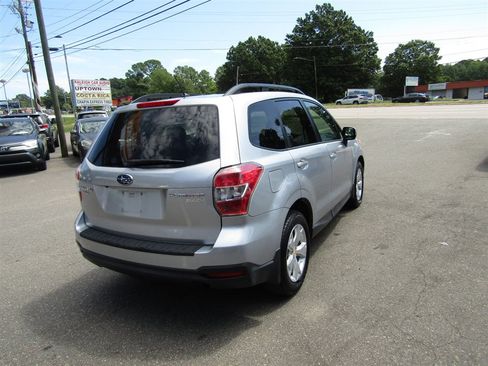 Used 2015 Subaru Forester 2.5i Premium w/ Protection Package #1 AWD/4WD image 8
