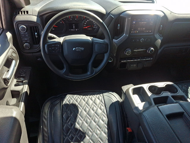 Used 2022 Chevrolet Silverado 1500 Custom Trail Boss w/ LPO, Dark Essentials Package AWD/4WD image 2