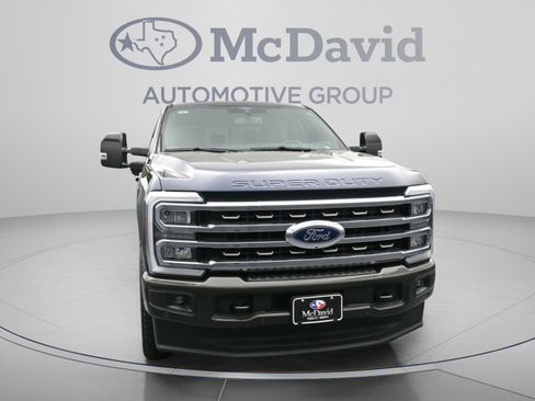Used 2025 Ford F250 King Ranch w/ FX4 Off-Road Package AWD/4WD image 2