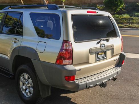 Used 2003 Toyota 4Runner SR5 RWD image 27