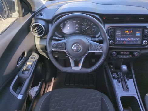 Certified 2021 Nissan Kicks SV image 17