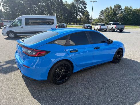 Used 2025 Honda Civic Sport image 9