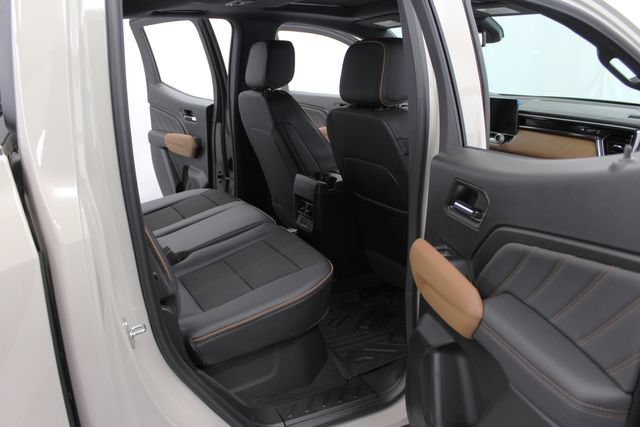 New 2026 GMC Canyon AT4 w/ Technology Plus Package AWD/4WD image 18