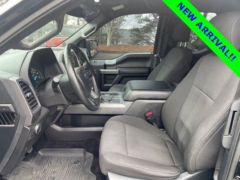 Used 2017 Ford F150 XLT w/ Equipment Group 302A Luxury image 9