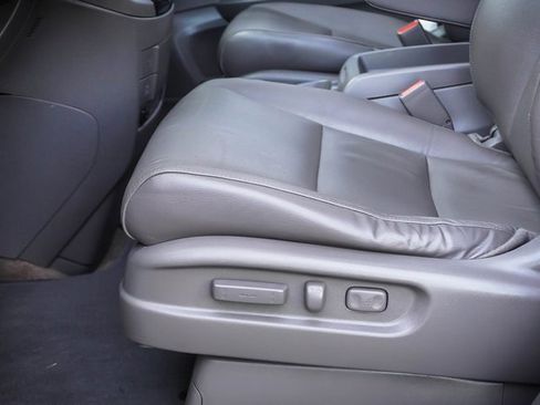 Used 2017 Honda Odyssey EX-L image 11