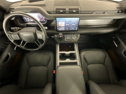 Used 2025 Land Rover Defender 130 V8 image 14