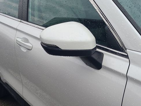 Used 2023 Honda CR-V LX image 10