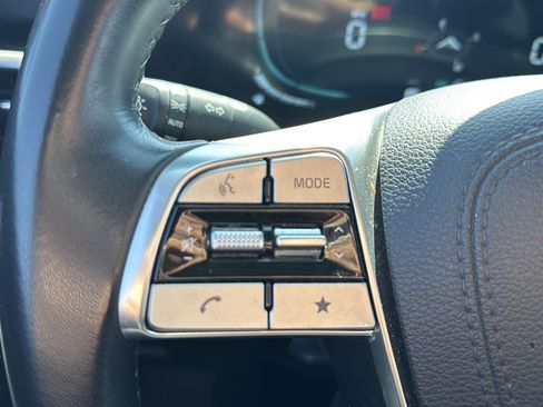 Used 2025 Kia Telluride S AWD/4WD image 12
