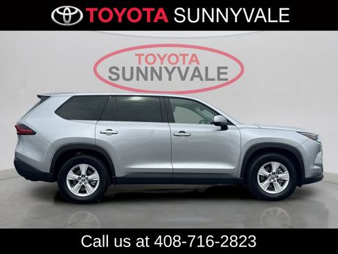 Certified 2025 Toyota Grand Highlander AWD image 10