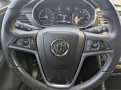 Used 2022 Buick Encore Preferred w/ Safety Package image 27