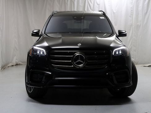 New 2026 Mercedes-Benz GLS 580 4MATIC image 5
