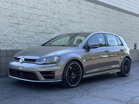 Used 2017 Volkswagen Golf 4-Door AWD/4WD image 1
