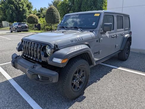 Used 2022 Jeep Wrangler Unlimited Sport AWD/4WD image 2
