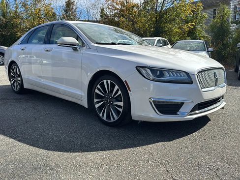 Used 2019 Lincoln MKZ Reserve image 3