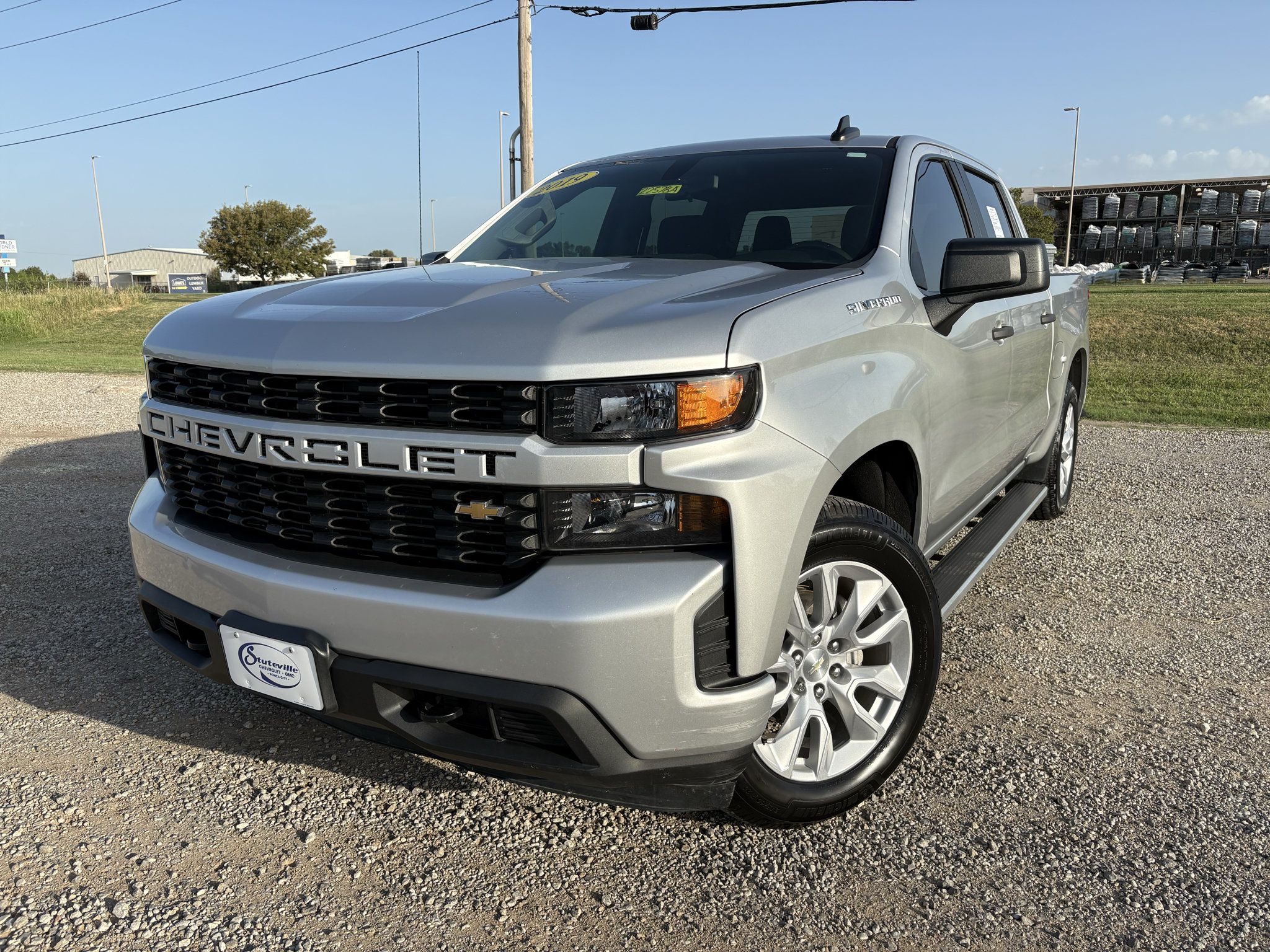 Used 2019 Chevrolet Silverado 1500 Custom w/ Custom Value Package RWD image 1