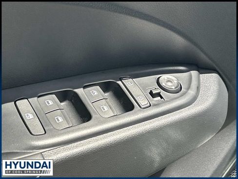 New 2026 Hyundai Venue SEL FWD image 15