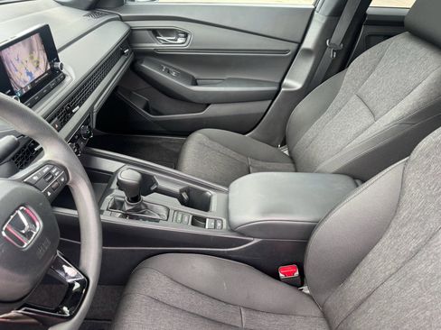 Certified 2023 Honda Accord EX image 14