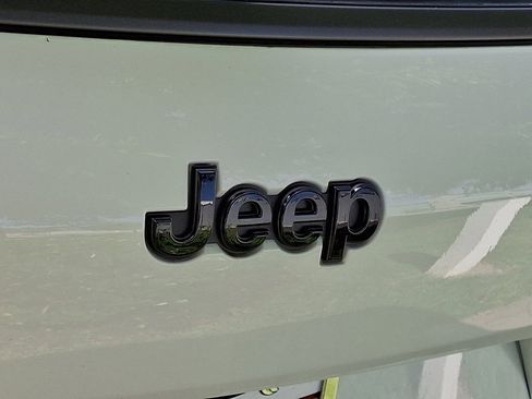 New 2026 Jeep Grand Cherokee L Summit AWD/4WD image 4