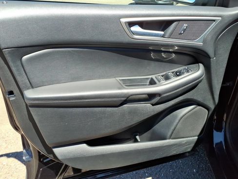 Used 2024 Ford Edge SEL AWD/4WD image 11