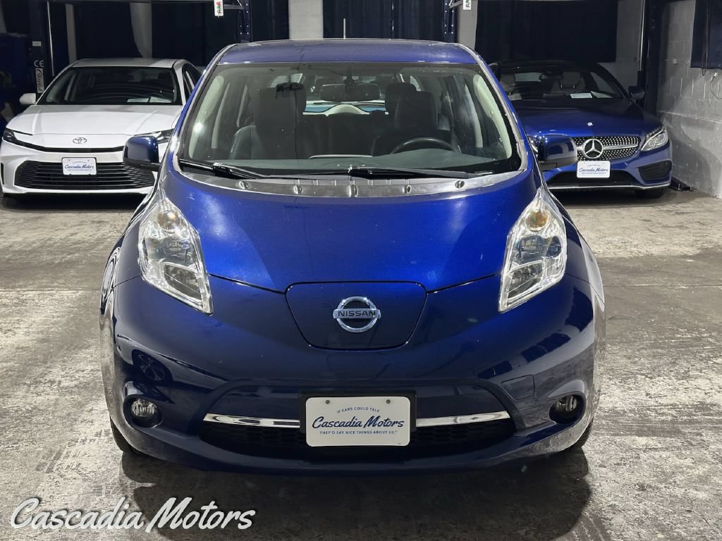 Used 2017 Nissan Leaf SL FWD image 4