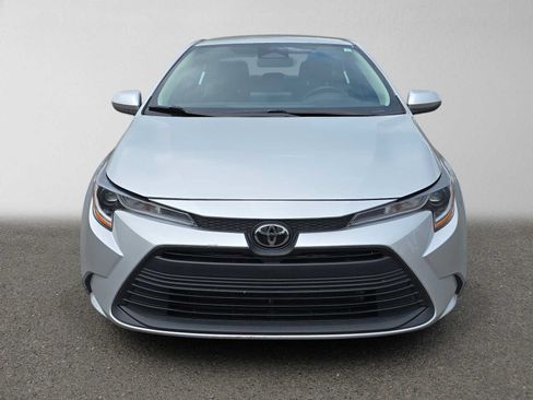 Used 2024 Toyota Corolla LE FWD image 9
