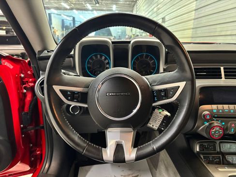 Used 2010 Chevrolet Camaro LT RWD image 15