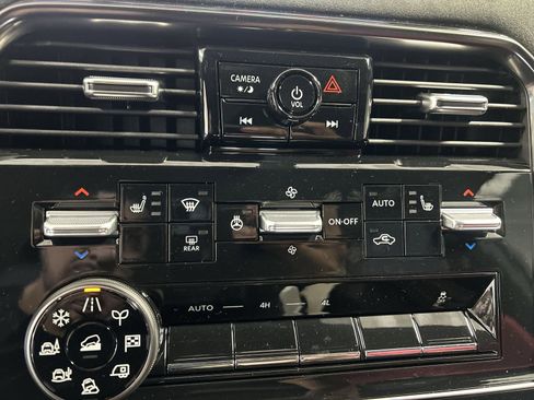 New 2026 Nissan Armada NISMO image 4