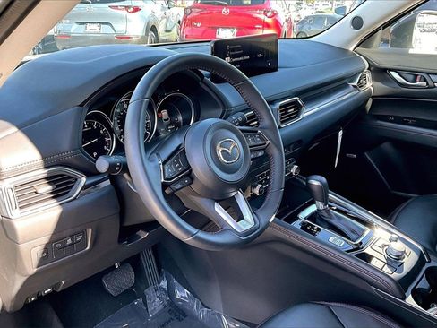 Certified 2025 MAZDA CX-5 Carbon Edition image 9