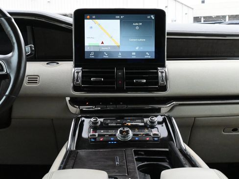 Used 2019 Lincoln Navigator L Reserve w/ Cargo Package AWD/4WD image 13