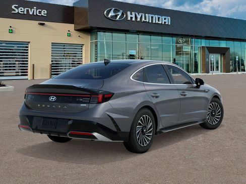 New 2026 Hyundai Sonata Limited image 4