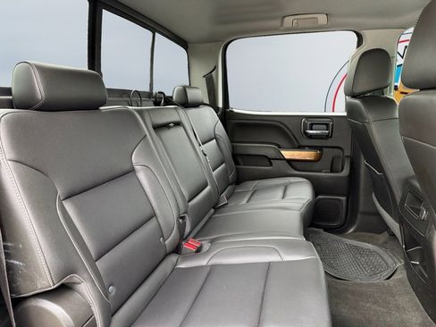 Used 2018 Chevrolet Silverado 3500 LTZ w/ Duramax Plus Package image 19