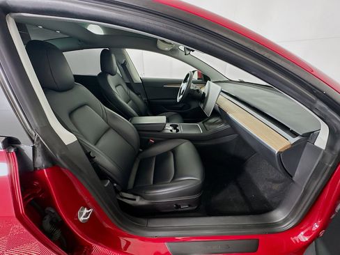 Used 2023 Tesla Model 3 Standard Range image 30