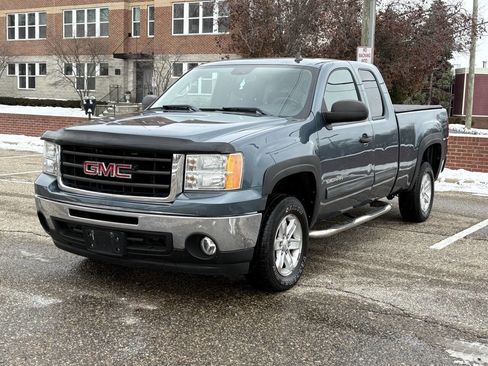 Used 2011 GMC Sierra 1500 SLE w/ Power Tech Package image 3