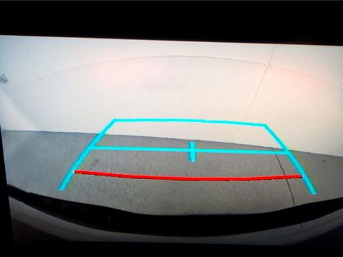 Certified 2021 Toyota Tacoma TRD Off-Road image 30