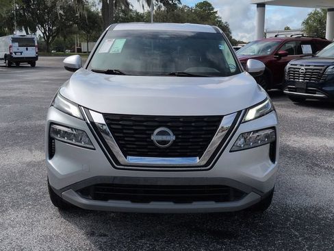 Used 2022 Nissan Rogue SV FWD image 8