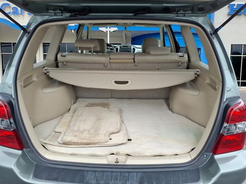 Used 2005 Toyota Highlander 2WD V6 image 10