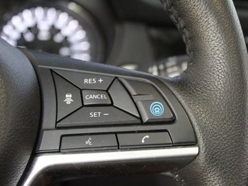Used 2020 Nissan Rogue SL AWD/4WD image 18