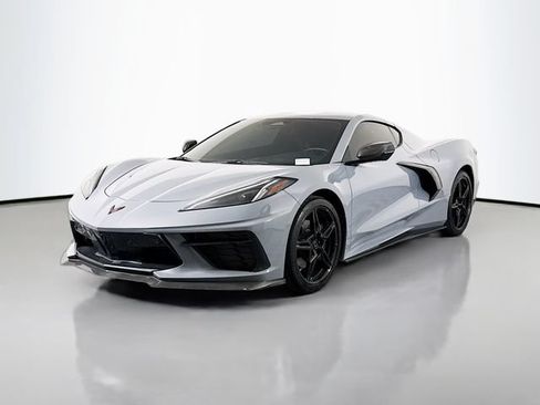 Used 2024 Chevrolet Corvette Stingray Preferred Cpe w/ 2LT RWD image 3