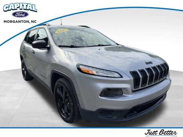 Used 2017 Jeep Cherokee Sport FWD image 1
