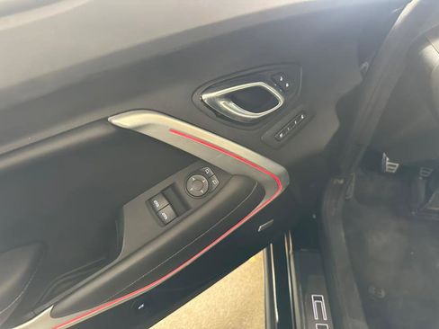Used 2021 Chevrolet Camaro SS image 18