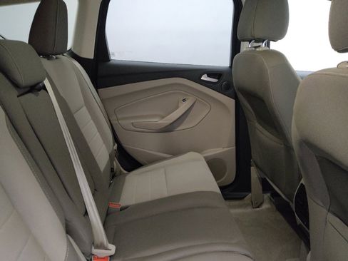 Used 2016 Ford Escape SE w/ Equipment Group 201A image 19