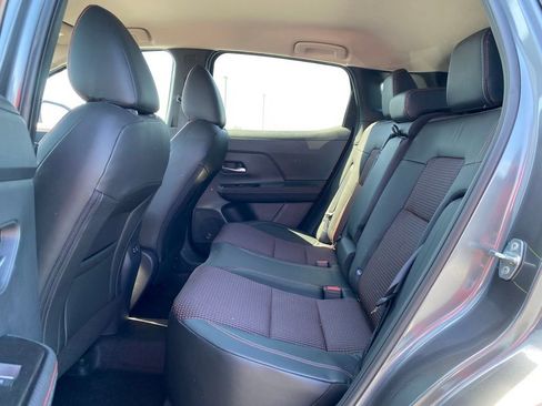 New 2025 Nissan Kicks SR image 14