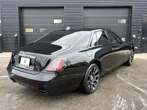 Used 2022 Rolls-Royce Ghost Black Badge image 2