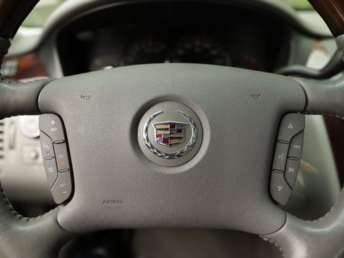 Used 2007 Cadillac DTS Luxury II image 12